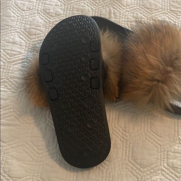 Natural Color Real Fur Slides - Picture 2 of 2